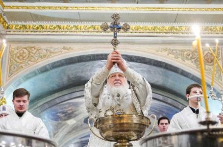Проповедь в праздник Крещения Господня после Литургии в Богоявленском кафедральном соборе в Москве
