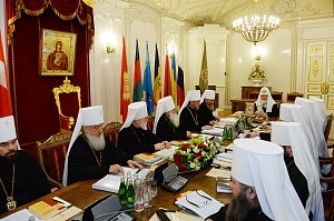 На заседании Священного Синода Русской Православной Церкви принят ряд постановлений об организации жизни монастырей и монашества