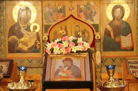 Престольный праздник в честь иконы Божией Матери "Утоли моя печали"
