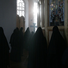 Сестры обители почтили память первоначальницы монастыря схимонахини Софии