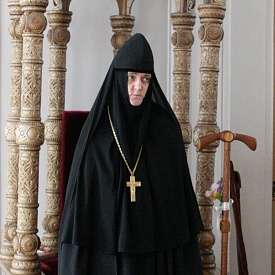 День празднования Владимирской иконе Божией Матери и день возведения матушки Сергии в игуменский сан