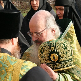 Праздник в день памяти преподобного Амвросия Оптинского